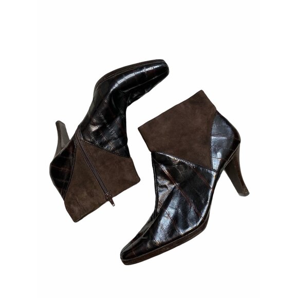 Moda Women's Brown Vegan Embossed Ankle Boots Size 10W - Picture 1 of 6